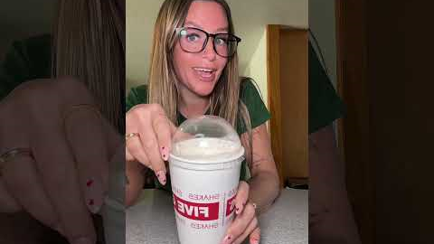You can eat fast food & lose weight?? #caloriedeficit #fastfood
